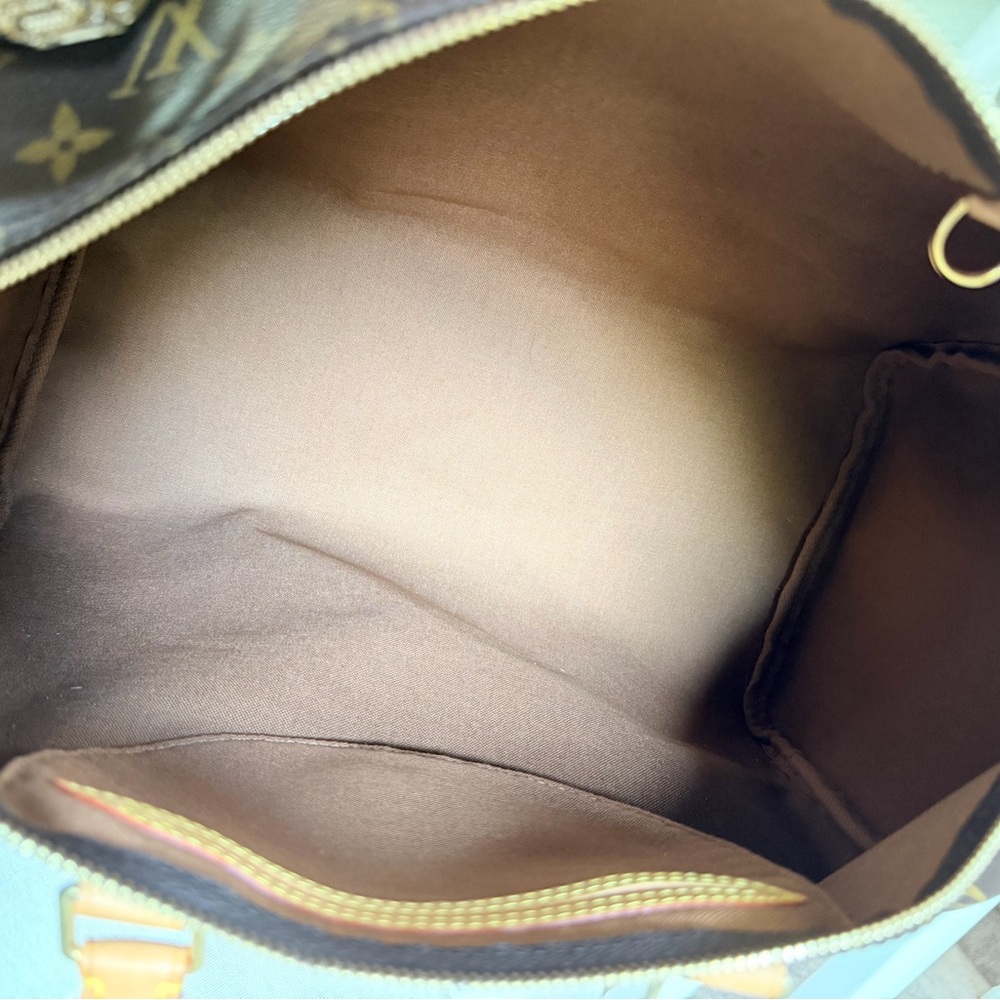 Louis Vuitton Vintage Monogram Speedy 35 - Picture 14 of 16